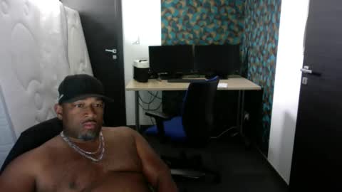Snapshot of ken3897 chatting on June 2026 08:31:02 AM ken3897 online show from June 2026 08:31:02 AM