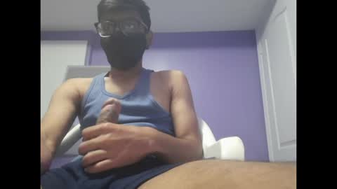 Snapshot of ken771 chatting on October 2025 06:52:02 PM ken771 online show from October 2025 06:52:02 PM