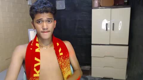 Snapshot of ken_bigcockxx chatting on February 2025 03:52:02 PM Ken online show from February 2025 03:52:02 PM