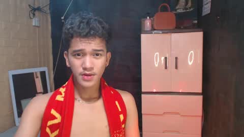 Snapshot of ken_bigcockxx chatting on February 2025 07:56:02 AM Ken online show from February 2025 07:56:02 AM