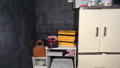 Snapshot of ken_bigcockxx chatting on February 2025 06:59:02 PM Ken online show from February 2025 06:59:02 PM