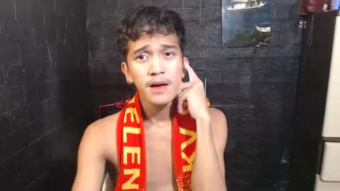 Snapshot of ken_bigcockxx chatting on February 2025 12:58:01 PM Ken online show from February 2025 12:58:01 PM