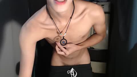 Snapshot of ken_bigcockxx chatting on September 2025 02:08:02 PM Ken online show from September 2025 02:08:02 PM