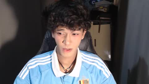 Snapshot of ken_bigcockxx chatting on October 2025 04:48:02 PM Ken online show from October 2025 04:48:02 PM