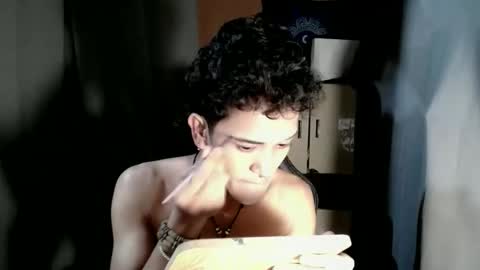 Snapshot of ken_bigcockxx chatting on November 2025 03:18:02 PM Ken online show from November 2025 03:18:02 PM