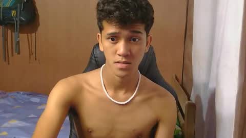 Snapshot of ken_bigcockxx chatting on December 2025 12:06:01 AM Ken online show from December 2025 12:06:01 AM