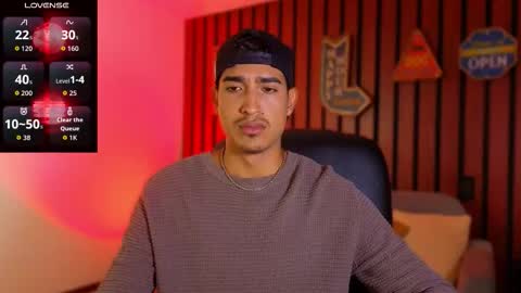 Snapshot of ken_blaker chatting on November 2025 09:14:01 PM ken_blaker online show from November 2025 09:14:01 PM