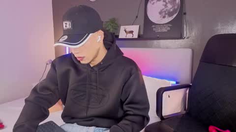   online show from November 2025 11:43:02 AM