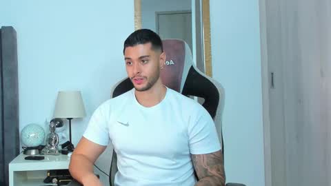 ken_mailik online show from October 2025 11:17:01 PM