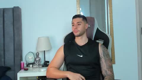 ken_mailik online show from December 2025 07:53:02 PM