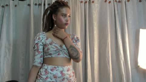 Snapshot of kendall__quinn chatting on January 2025 07:28:01 AM Kendall online show from January 2025 07:28:01 AM