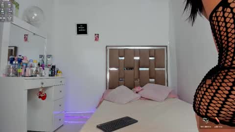 Snapshot of kendall_ewers chatting on November 2025 12:10:02 AM Kendall ewers online show from November 2025 12:10:02 AM