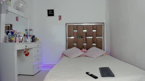 Snapshot of kendall_ewers chatting on November 2025 11:36:02 PM Kendall ewers online show from November 2025 11:36:02 PM