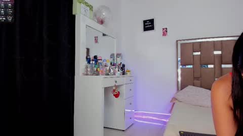 Snapshot of kendall_ewers chatting on November 2025 11:58:01 PM Kendall ewers online show from November 2025 11:58:01 PM