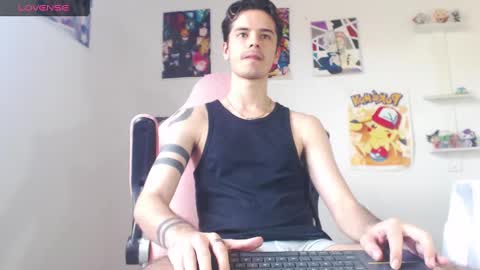 Snapshot of kendall_ros chatting on December 2024 06:03:02 PM kendall ross online show from December 2024 06:03:02 PM