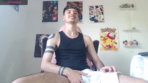 Snapshot of kendall_ros chatting on December 2024 07:56:01 PM kendall ross online show from December 2024 07:56:01 PM