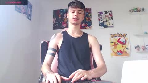 Snapshot of kendall_ros chatting on December 2024 04:35:02 PM kendall ross online show from December 2024 04:35:02 PM