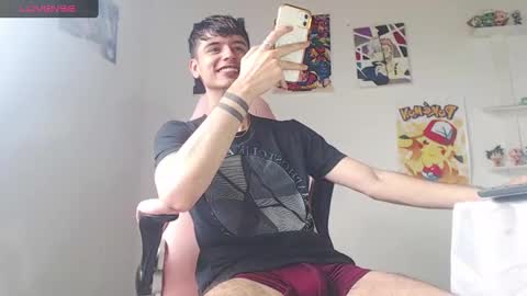 Snapshot of kendall_ros chatting on January 2025 05:20:02 PM kendall ross online show from January 2025 05:20:02 PM