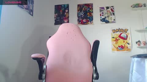 Snapshot of kendall_ros chatting on January 2025 07:39:01 PM kendall ross online show from January 2025 07:39:01 PM