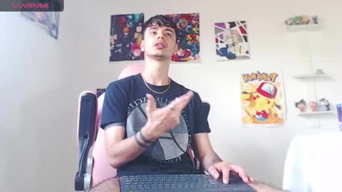 Snapshot of kendall_ros chatting on January 2025 04:27:01 PM kendall ross online show from January 2025 04:27:01 PM