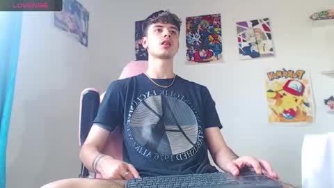 Snapshot of kendall_ros chatting on January 2025 08:10:01 PM kendall ross online show from January 2025 08:10:01 PM