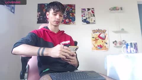 Snapshot of kendall_ros chatting on January 2025 03:57:01 PM kendall ross online show from January 2025 03:57:01 PM