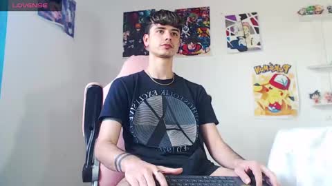 Snapshot of kendall_ros chatting on January 2025 06:55:02 PM kendall ross online show from January 2025 06:55:02 PM