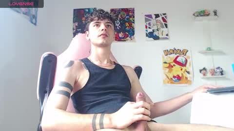 Snapshot of kendall_ros chatting on January 2025 06:41:02 PM kendall ross online show from January 2025 06:41:02 PM