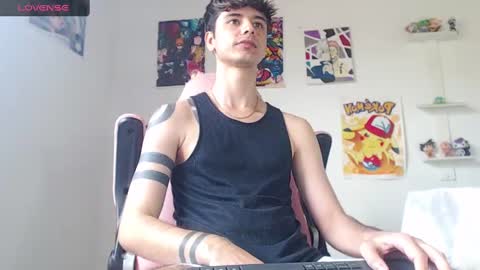 Snapshot of kendall_ros chatting on February 2025 06:35:02 PM kendall ross online show from February 2025 06:35:02 PM