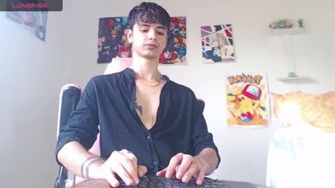 Snapshot of kendall_ros chatting on February 2025 03:41:02 PM kendall ross online show from February 2025 03:41:02 PM