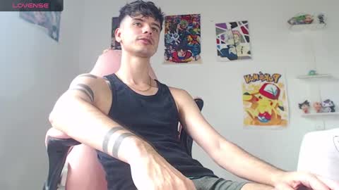 Snapshot of kendall_ros chatting on February 2025 07:28:02 PM kendall ross online show from February 2025 07:28:02 PM