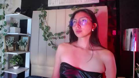 kendall_saenz online show from October 2025 08:31:02 PM