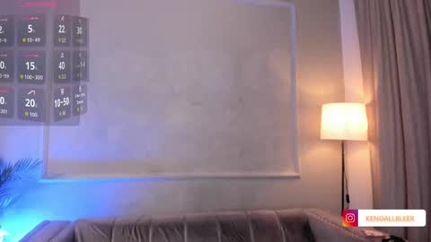 Snapshot of kendallbleer chatting on October 2025 11:25:01 AM kendallbleer online show from October 2025 11:25:01 AM