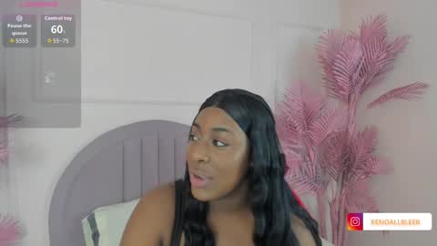 Snapshot of kendallbleer chatting on November 2025 11:31:01 AM kendallbleer online show from November 2025 11:31:01 AM