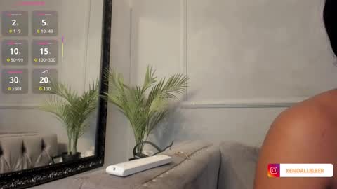 Snapshot of kendallbleer chatting on November 2025 11:38:02 AM kendallbleer online show from November 2025 11:38:02 AM