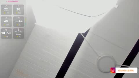 Snapshot of kendallbleer chatting on November 2025 11:24:01 AM kendallbleer online show from November 2025 11:24:01 AM