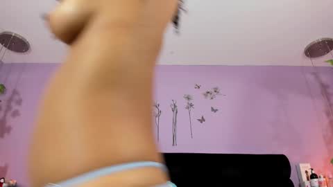 kendallwings online show from December 2025 01:35:02 AM