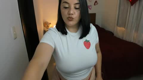 Snapshot of kendallwrist chatting on June 2026 04:09:02 PM Fernanda online show from June 2026 04:09:02 PM