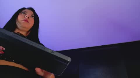   online show from October 2025 10:23:02 AM