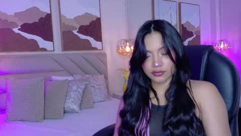 Snapshot of kendalsexy_ chatting on November 2025 01:50:02 AM Kendal online show from November 2025 01:50:02 AM