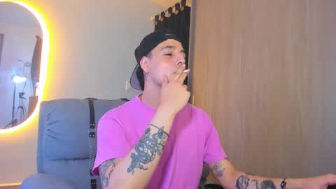 Snapshot of kendel_dimitri chatting on January 2025 05:11:01 AM kendel_dimitri online show from January 2025 05:11:01 AM