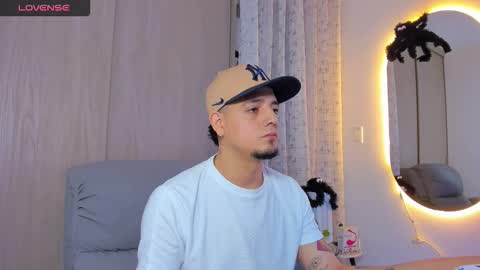 Snapshot of kendel_dimitri chatting on November 2025 04:58:02 AM kendel_dimitri online show from November 2025 04:58:02 AM