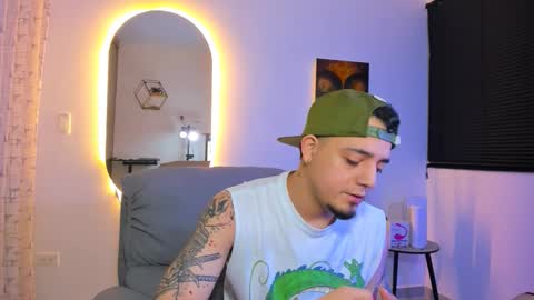 kendel_dimitri online show from February 2026 05:00:01 AM