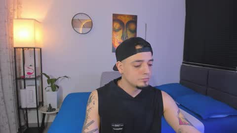 Snapshot of kendel_dimitri chatting on June 2026 01:06:01 AM kendel_dimitri online show from June 2026 01:06:01 AM