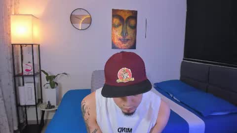 Snapshot of kendel_dimitri chatting on June 2026 02:11:02 AM kendel_dimitri online show from June 2026 02:11:02 AM