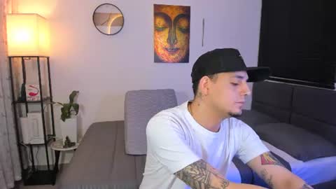 Snapshot of kendel_dimitri chatting on July 2026 05:21:01 AM kendel_dimitri online show from July 2026 05:21:01 AM