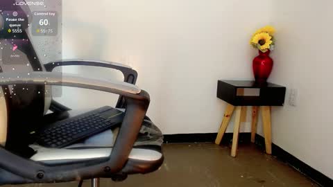 Kendra Bailey online show from November 2025 07:07:02 PM