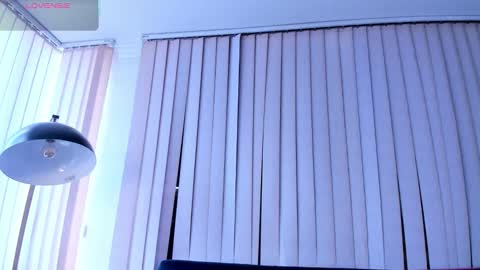 Kendra crow online show from December 2025 02:22:02 PM