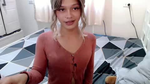 Snapshot of kendra_lunaxx chatting on June 2026 12:32:02 AM kendra_lunaxx online show from June 2026 12:32:02 AM