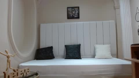 Snapshot of kendra_lux1 chatting on October 2025 01:17:02 PM kendra_lux1 online show from October 2025 01:17:02 PM